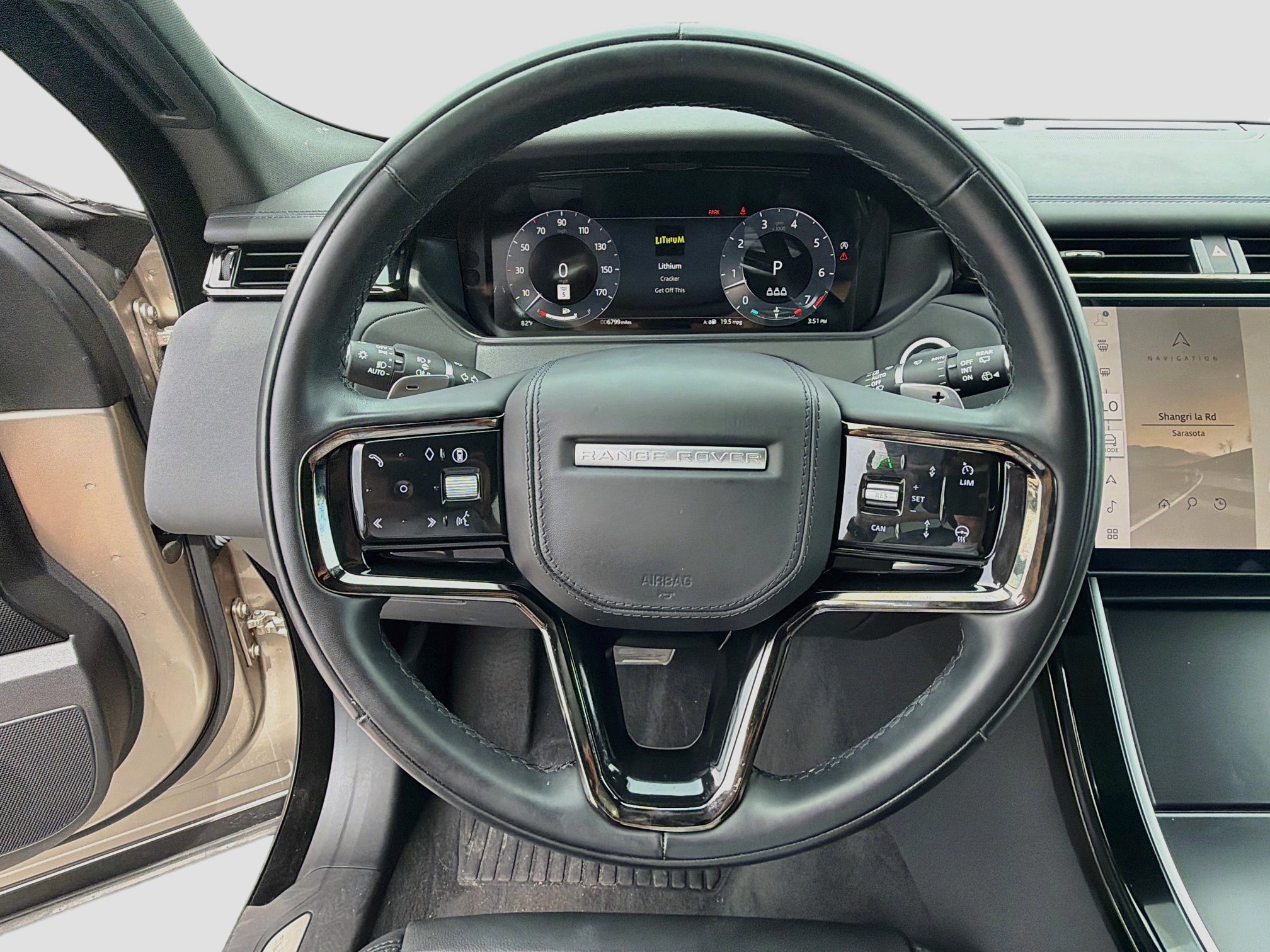Used 2026 Batumi Gold Premium Metallic Land Rover Dynamic SE image 39