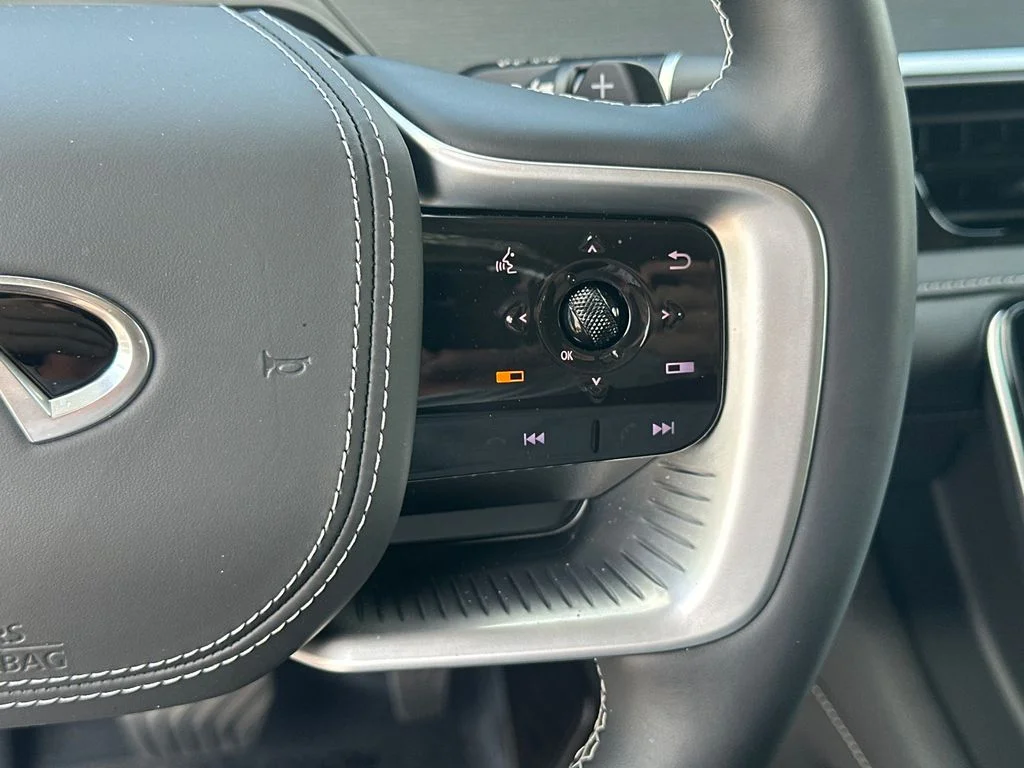 2025 INFINITI QX80 Sensory 4WD - Photo 22