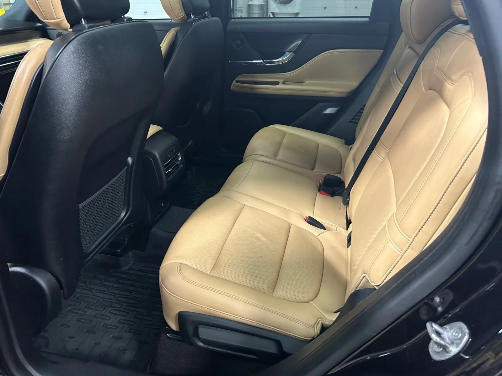 Used 2021 BLACK Lincoln RESERVE AWD image 18