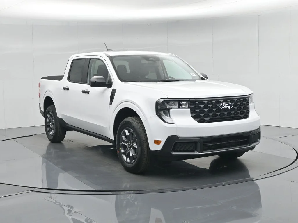 New 2026 Oxford White Ford XLT image 54