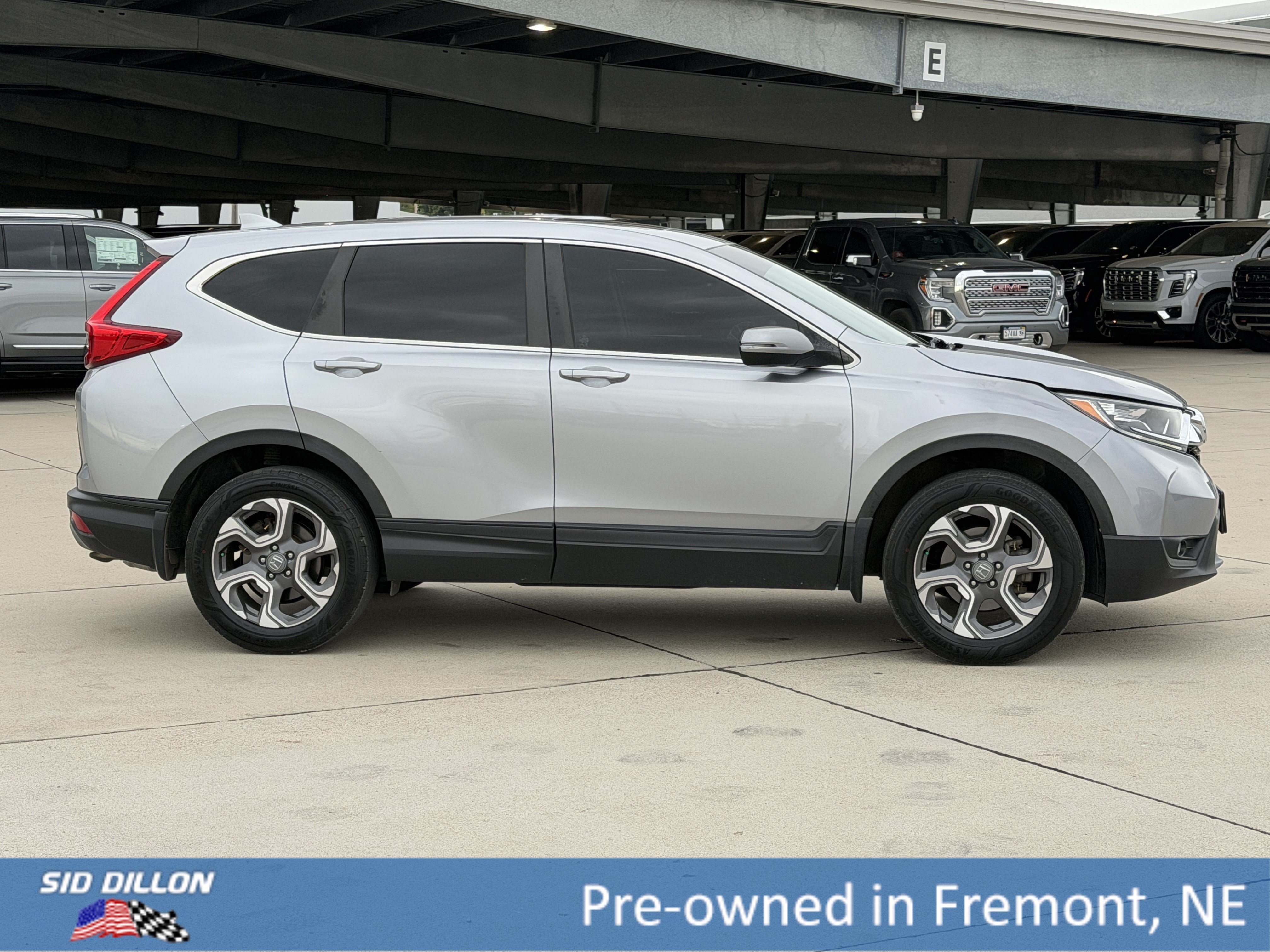 Used 2018 Silver Honda EX image 3