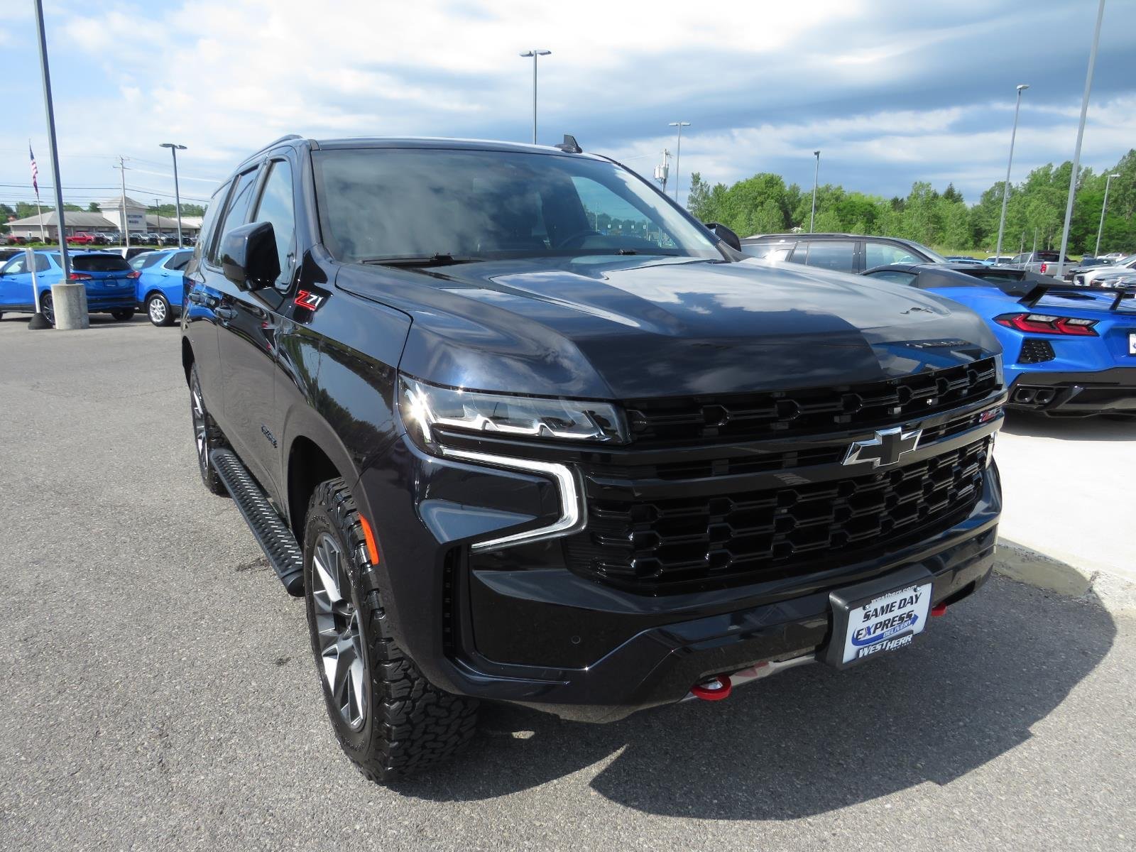 Used 2023 Midnight Blue Metallic Chevrolet Z71 image 3