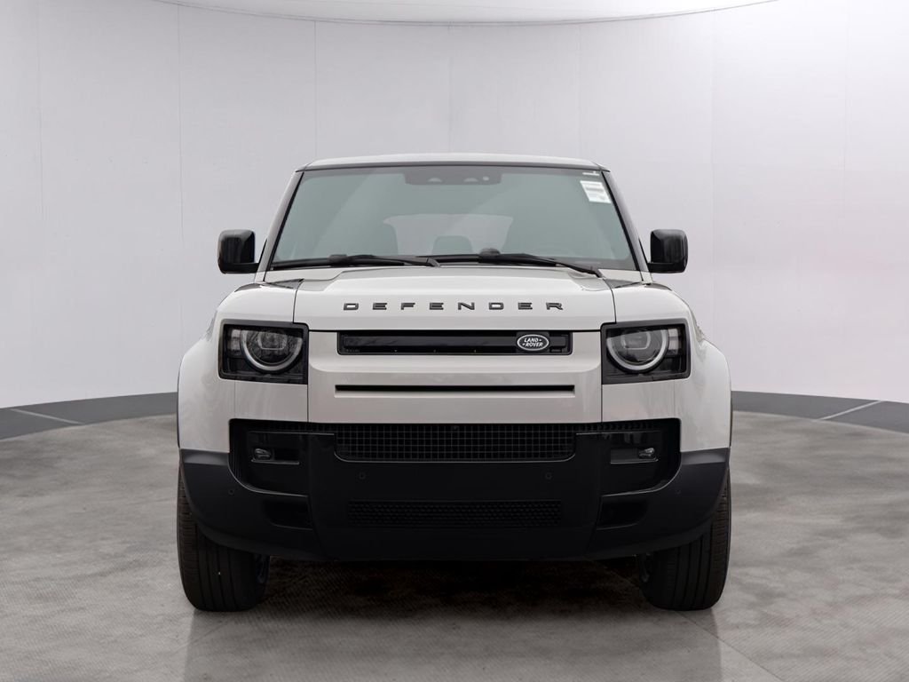 Used 2026 Borasco Gray Metallic Land Rover S image 2