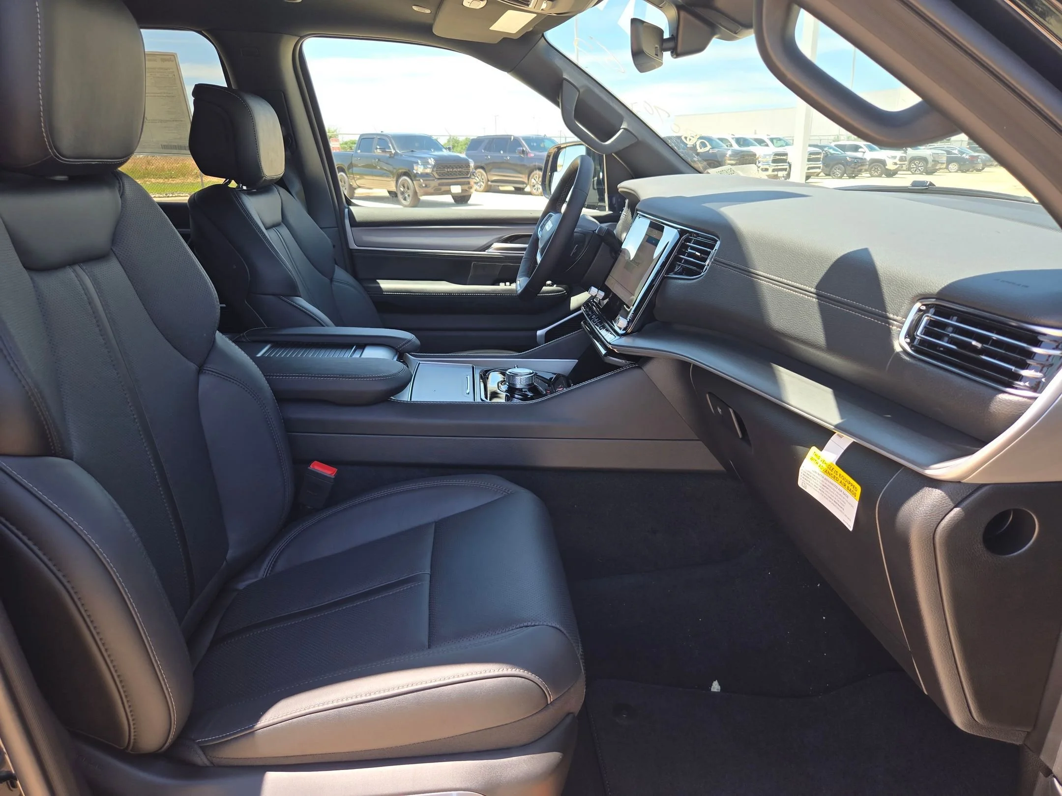 New 2026 High Gloss Black Jeep Limited Altitude image 25