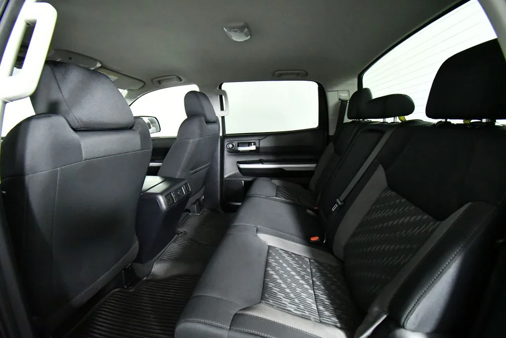 2019 Toyota Tundra SR5 - Photo 24