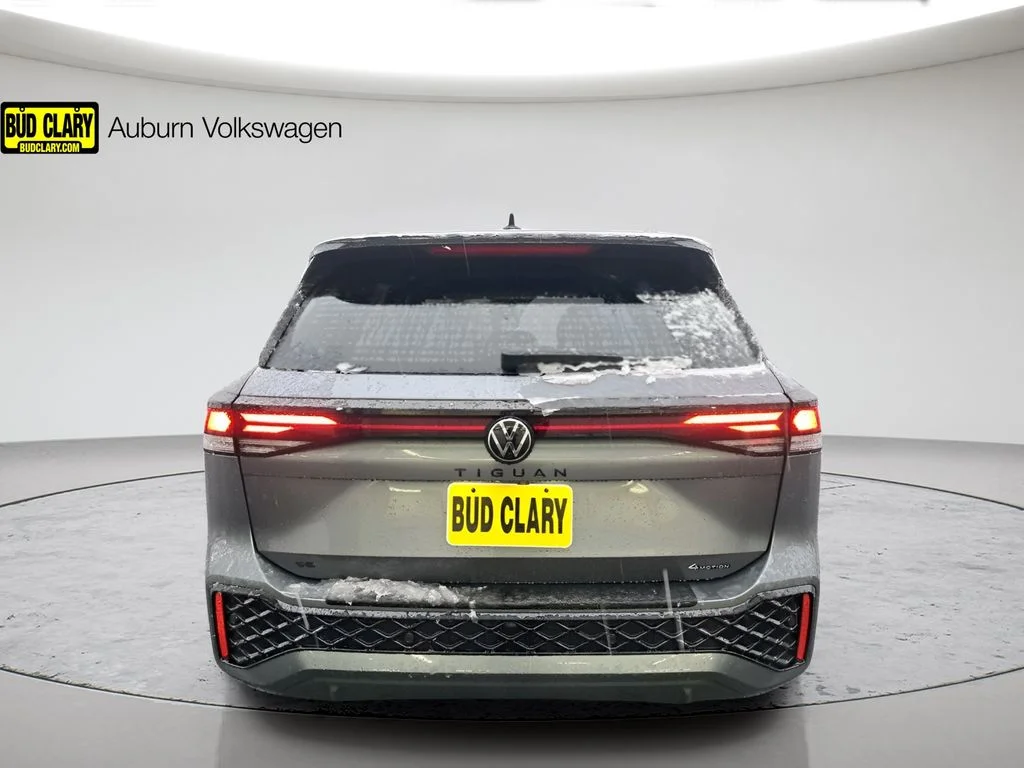 New 2026  Volkswagen 2.0T SE R-Line Black image 6