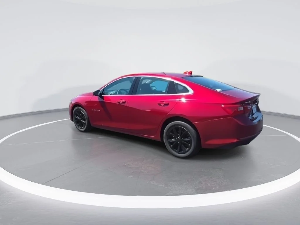 Used 2023 Red Chevrolet LT image 6