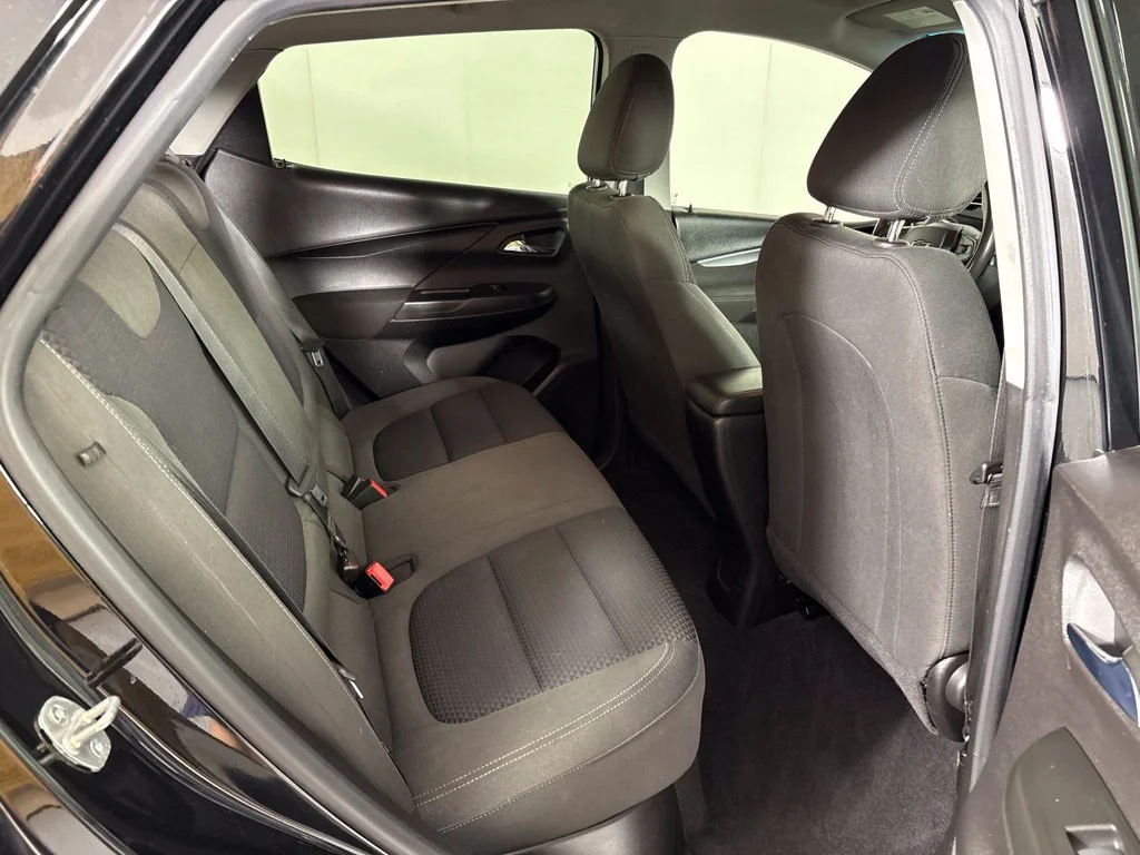 Used 2023 Black Chevrolet 1LT image 19