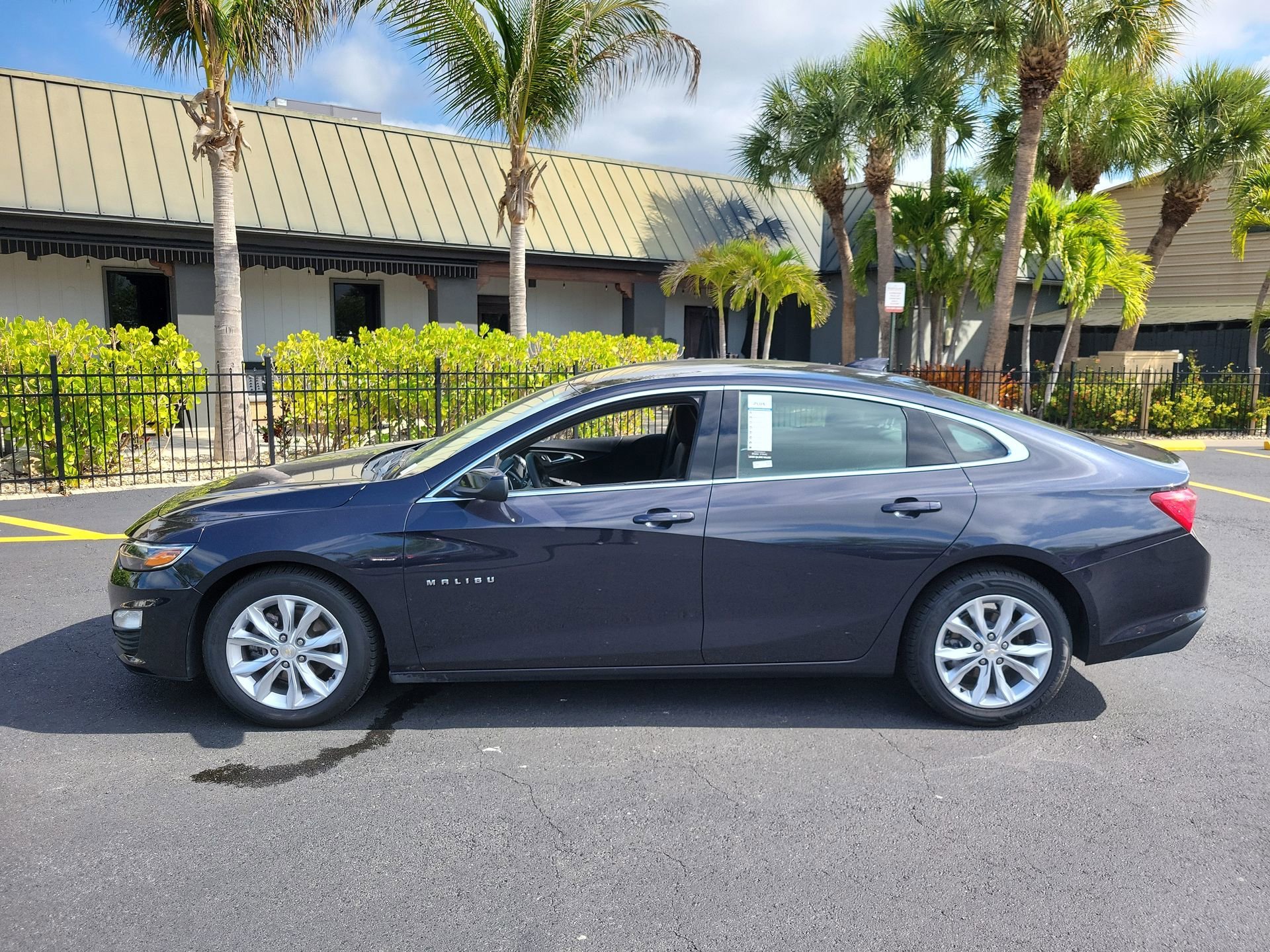 Used 2023 Dark Ash Metallic Chevrolet LT image 9