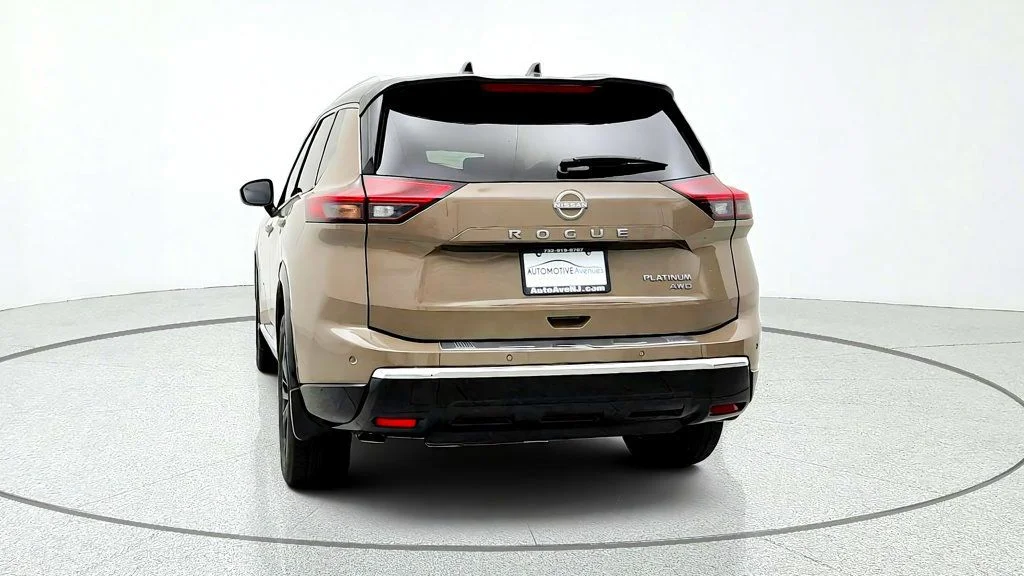 Used 2025 Baja Storm Metallic/Super Black Nissan AWD Platinum w/ ProPILOT Assist 2.1 & Head-Up Display image 6