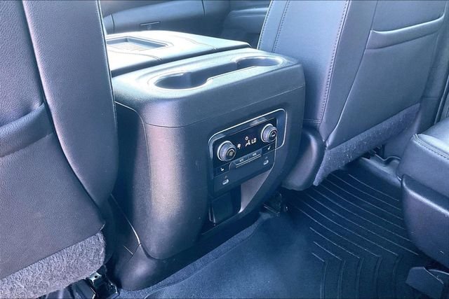 Used 2022 Gray Chevrolet Z71 image 34