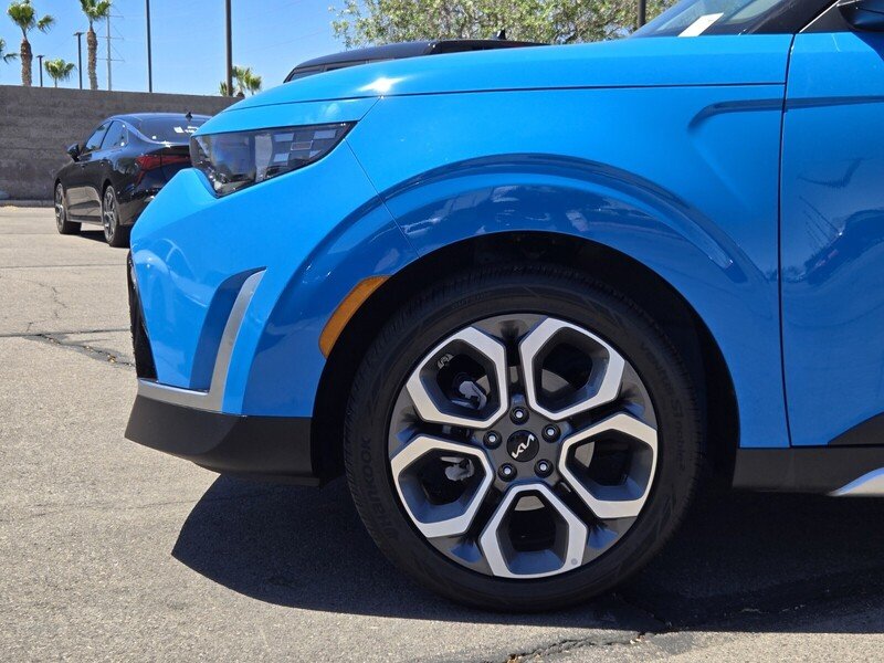 Used 2025 Surf Blue KIA EX FWD image 8