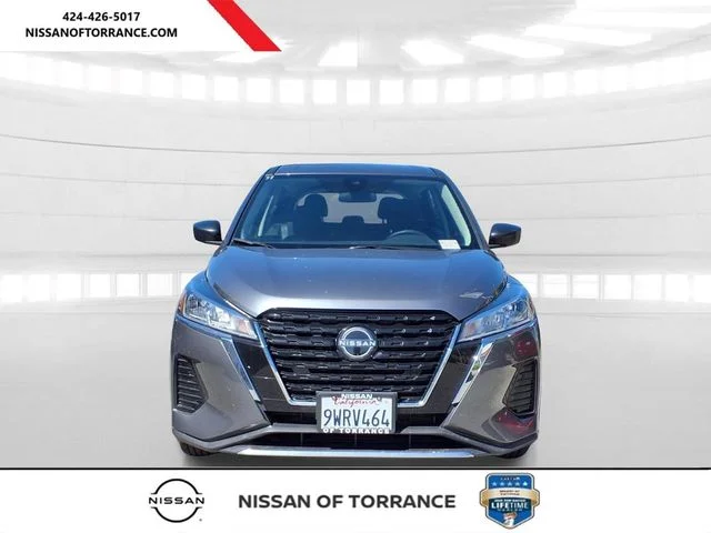 Used 2025 Gray Nissan S image 2