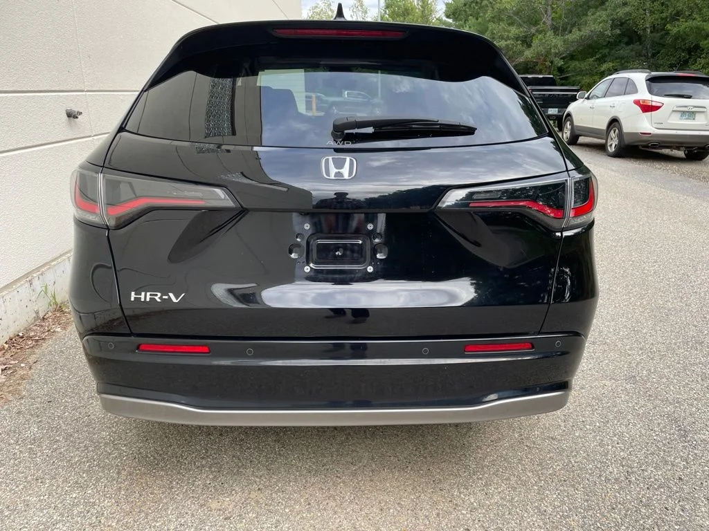 2025 Honda HR-V EX-L - Photo 7