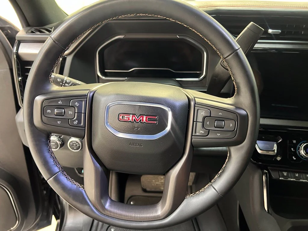 Used 2025 Black GMC AT4 image 19