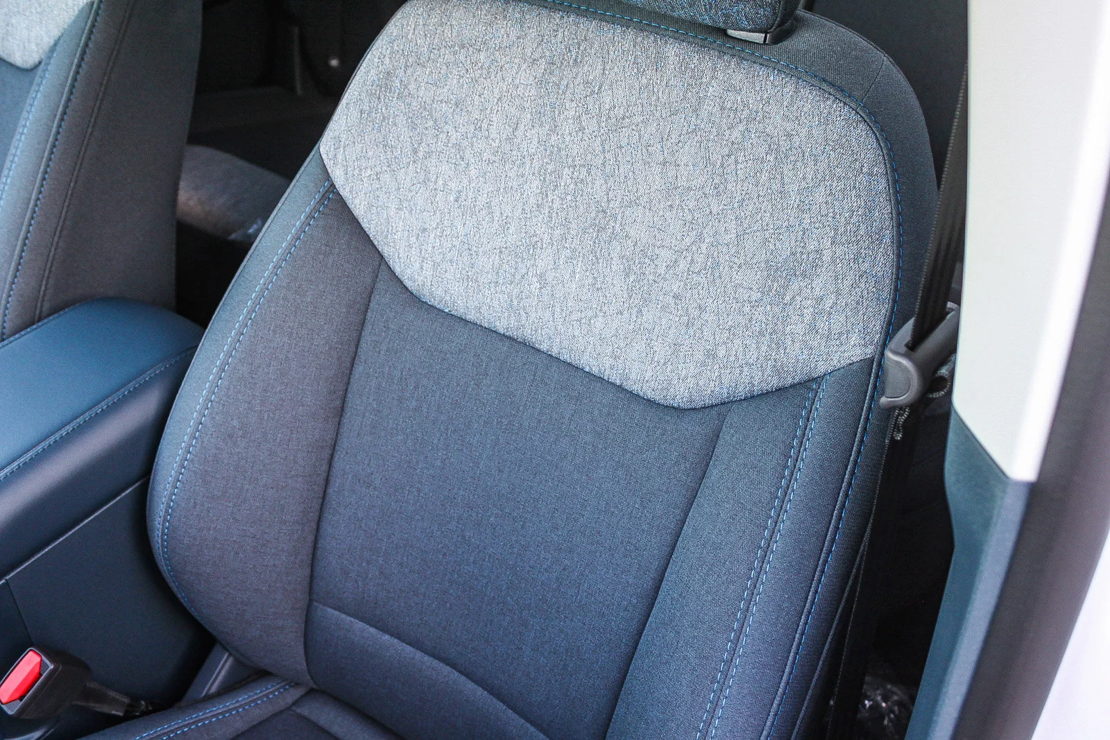 New 2026 Oxford White Ford XLT image 27