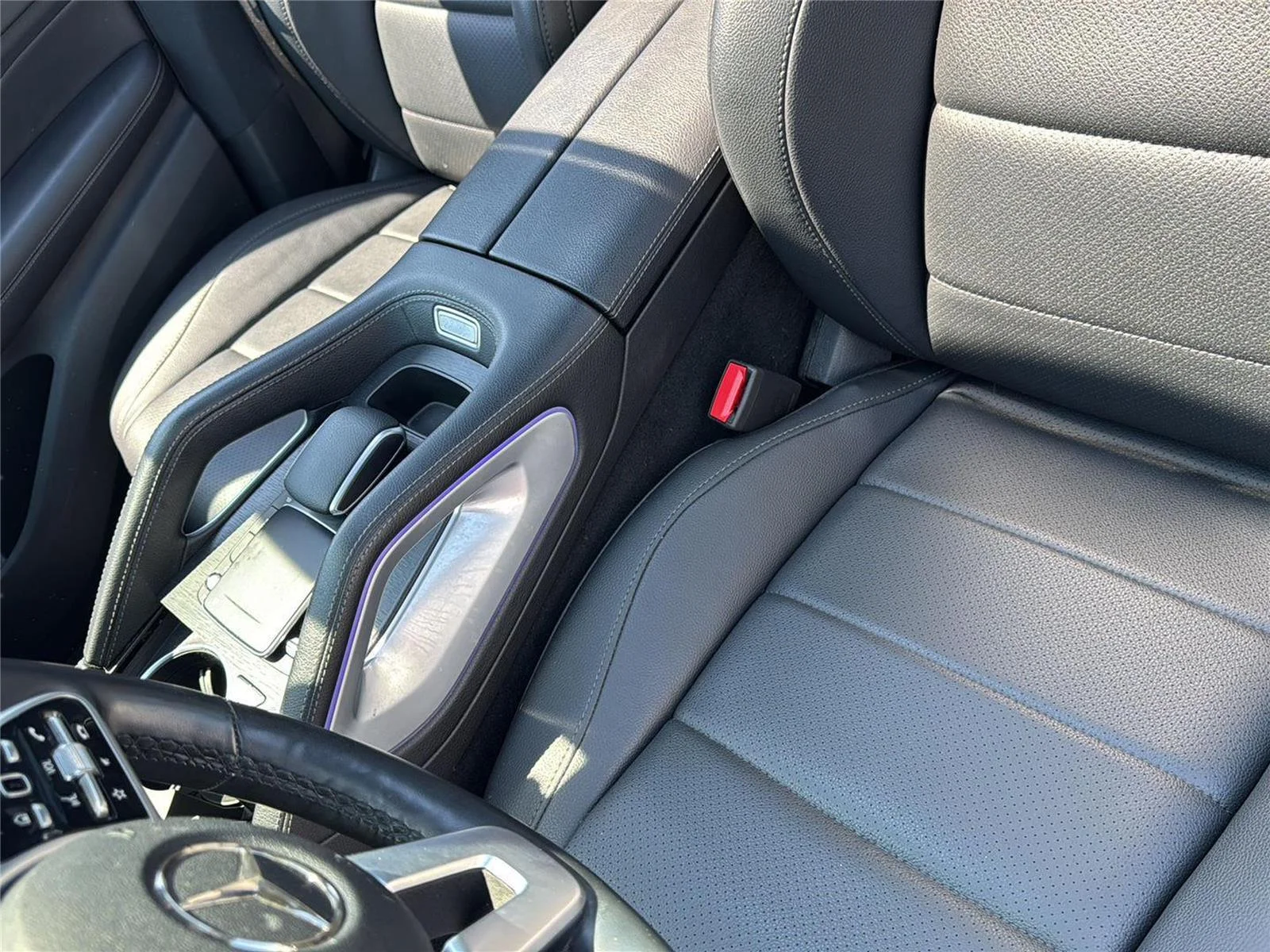 Used 2022 Black Mercedes-Benz GLE 350 image 16