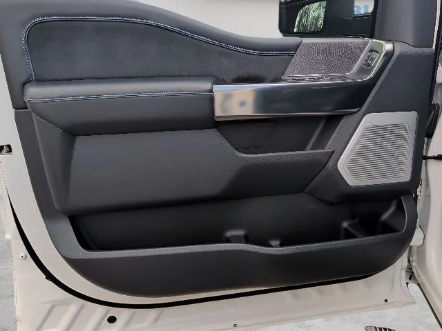 2025 Ford F-250 Super Duty Platinum - Photo 19
