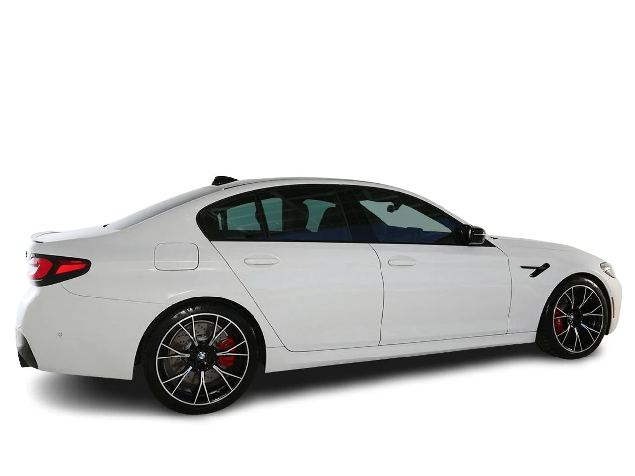 Used 2022 White BMW Competition image 15