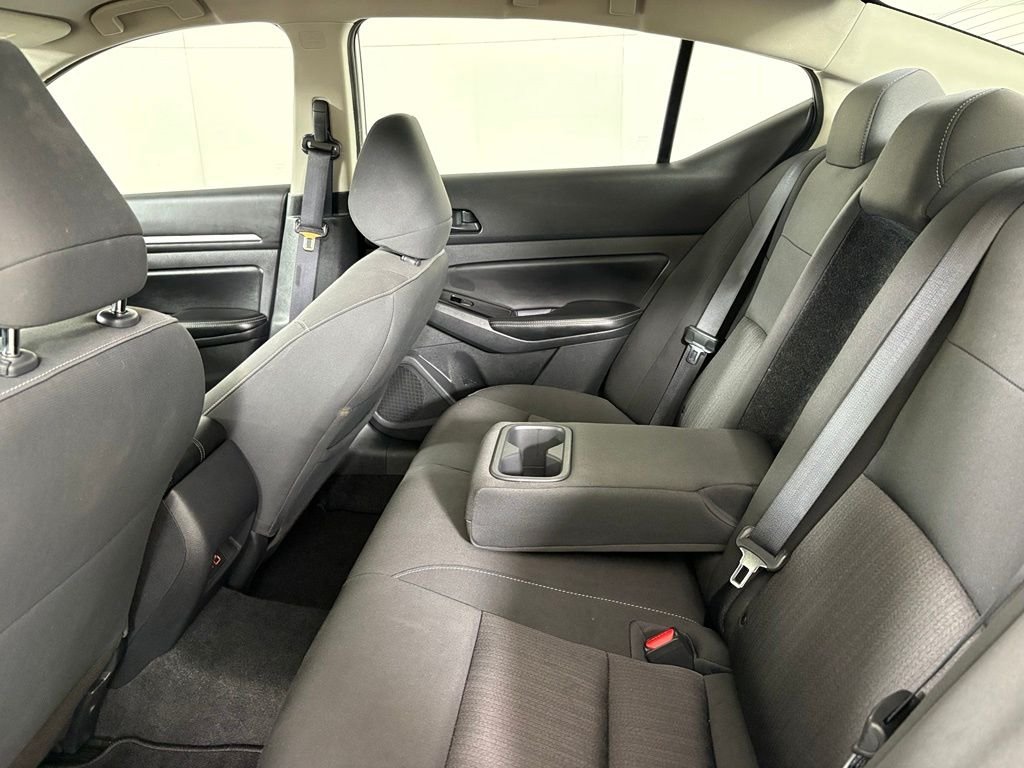 Used 2023 White Nissan 2.5 SV image 35