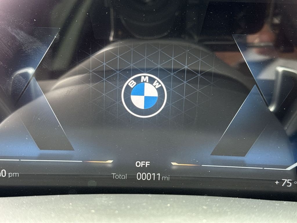 New 2026 Green Metallic BMW xDrive40i image 15