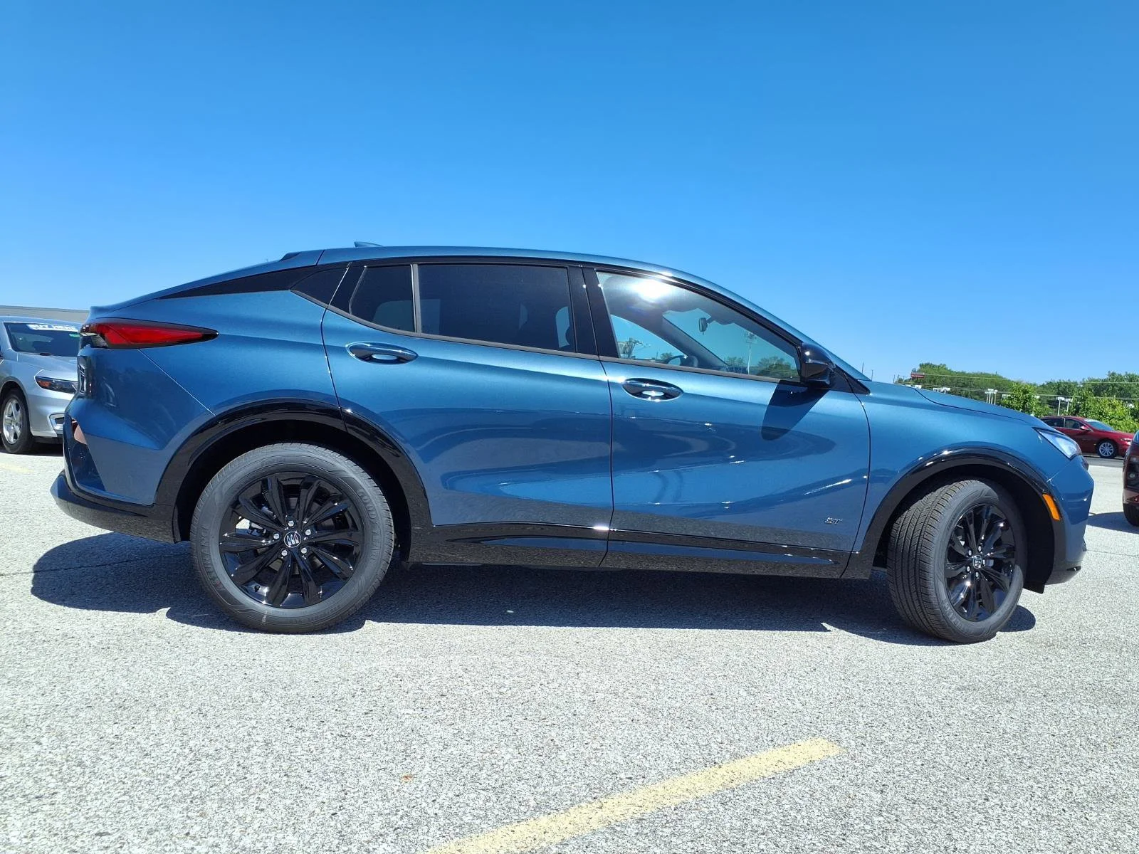 New 2026 Ocean Blue Metallic Buick Sport Touring image 19