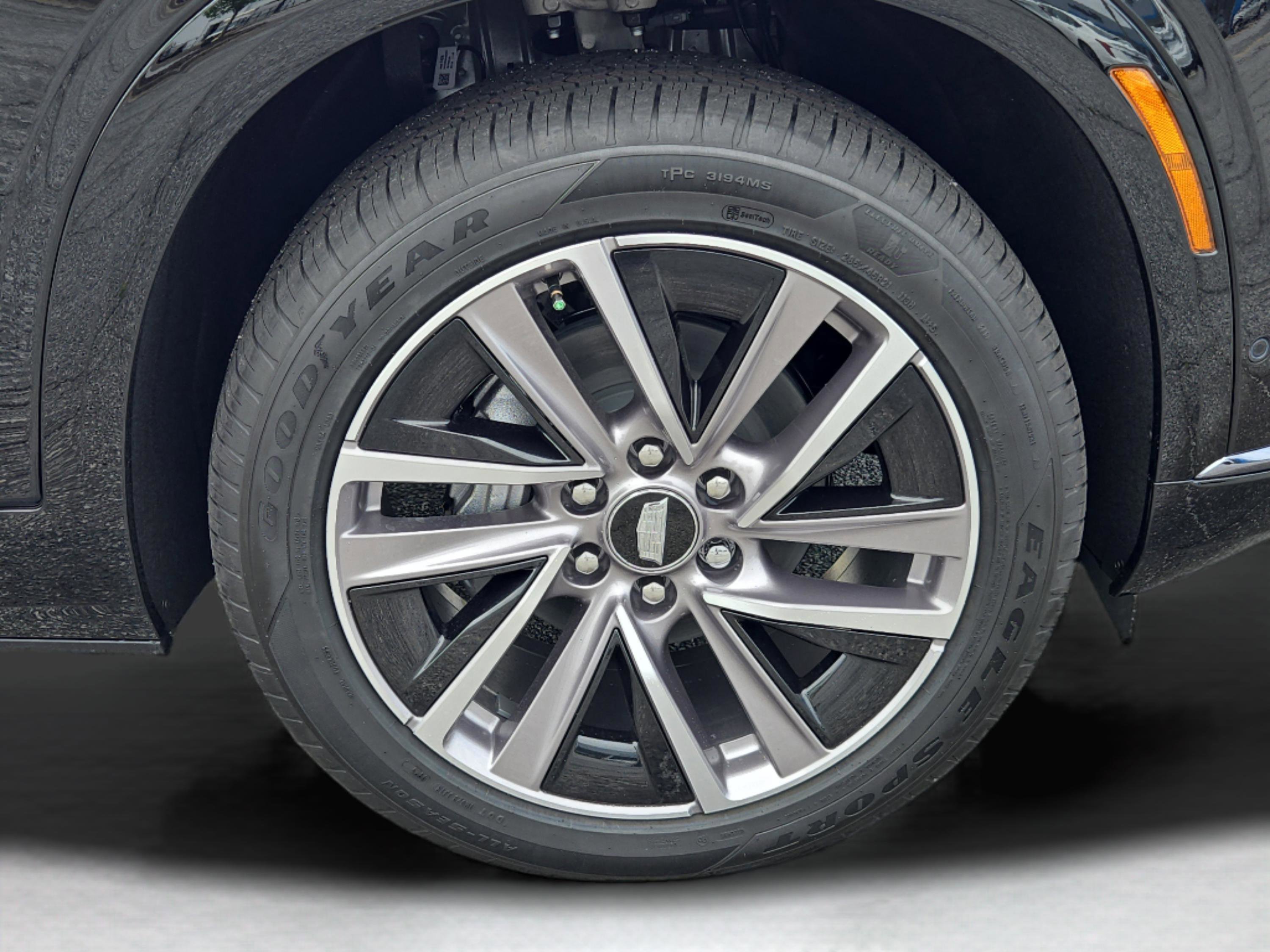 2026 Cadillac VISTIQ Sport - Photo 7