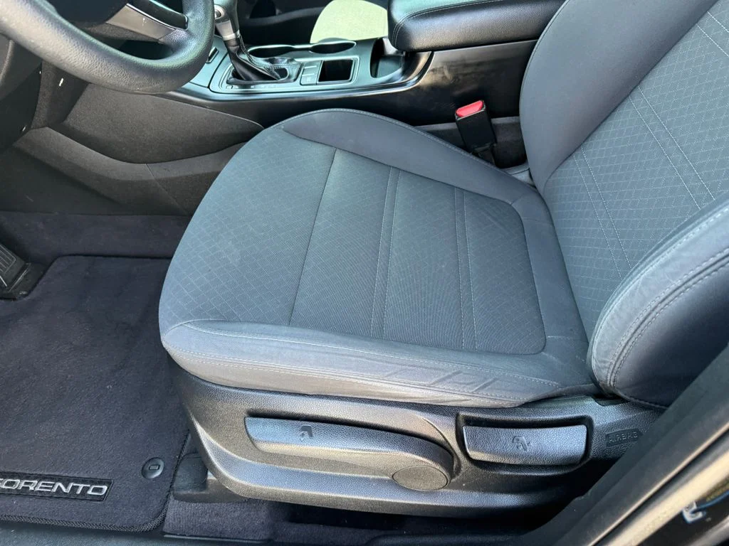 Used 2020 Black Kia LX image 24