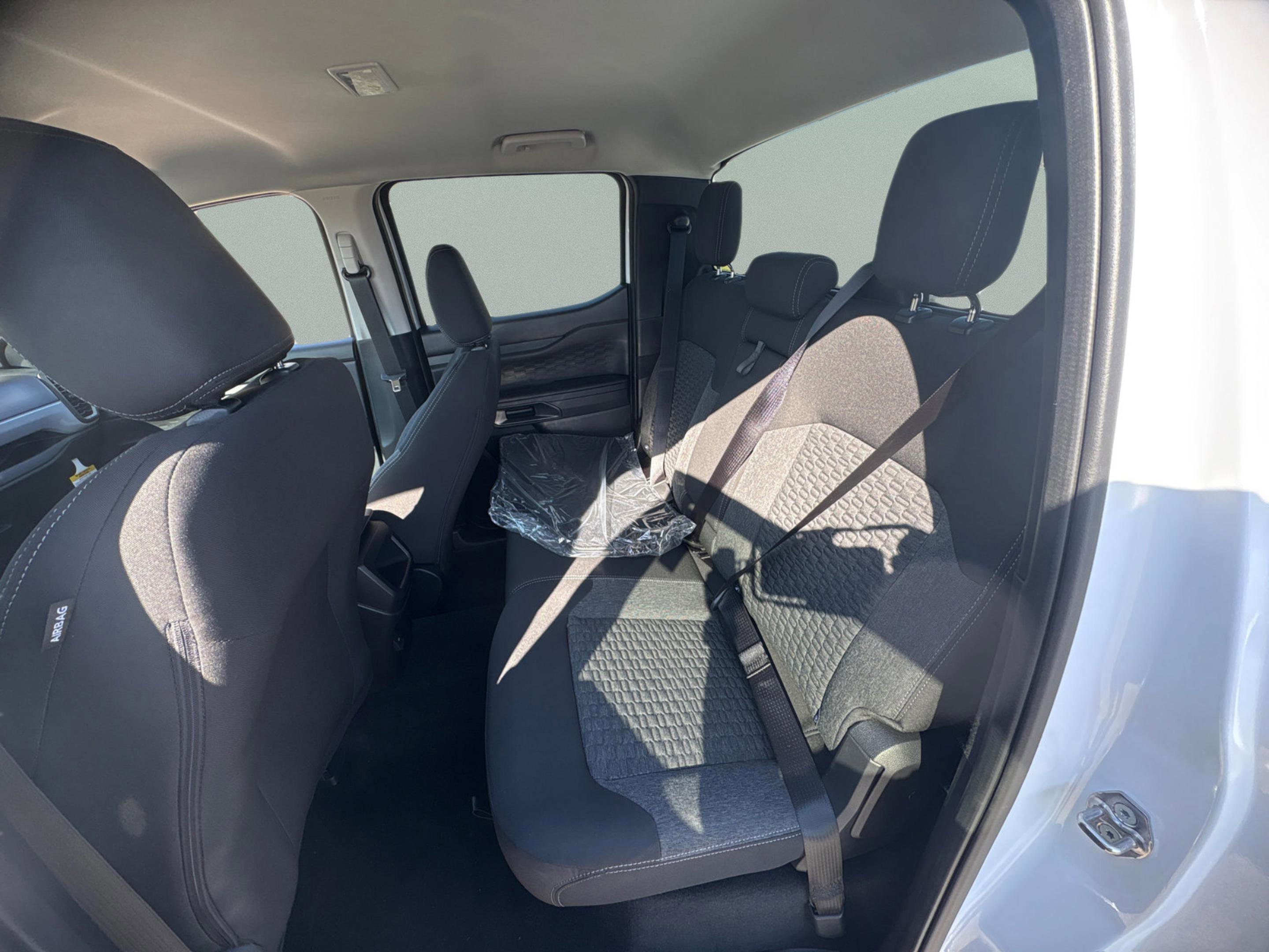 New 2026 Oxford White Ford XL image 11
