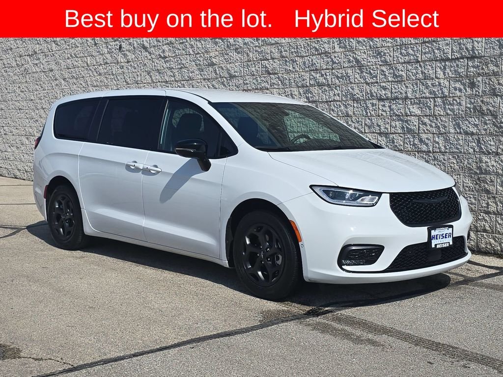 2024 Chrysler Pacifica PHEV Select - Photo 14