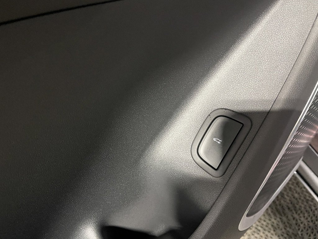 2026 GMC Acadia Elevation - Photo 14