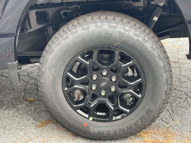 New 2026 Blue Ford XLT image 7