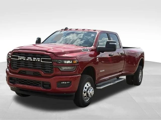 New 2026 Molten Red Pearl-Coat Exterior Paint RAM Big Horn image 5