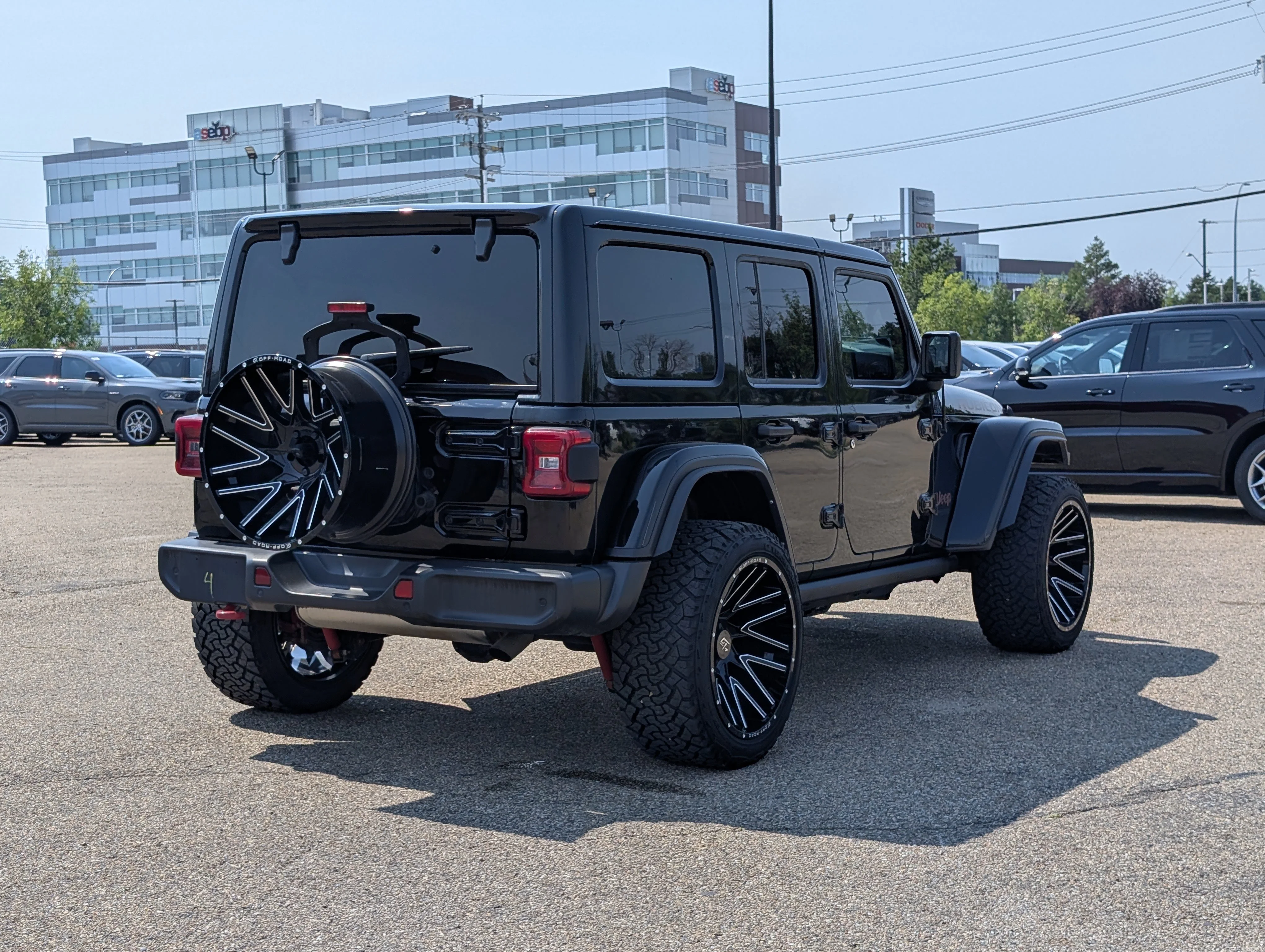 Used 2021 Black Jeep Unlimited Rubicon image 7