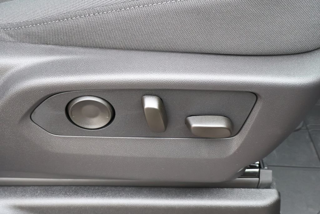 2026 Chevrolet Suburban LS - Photo 42