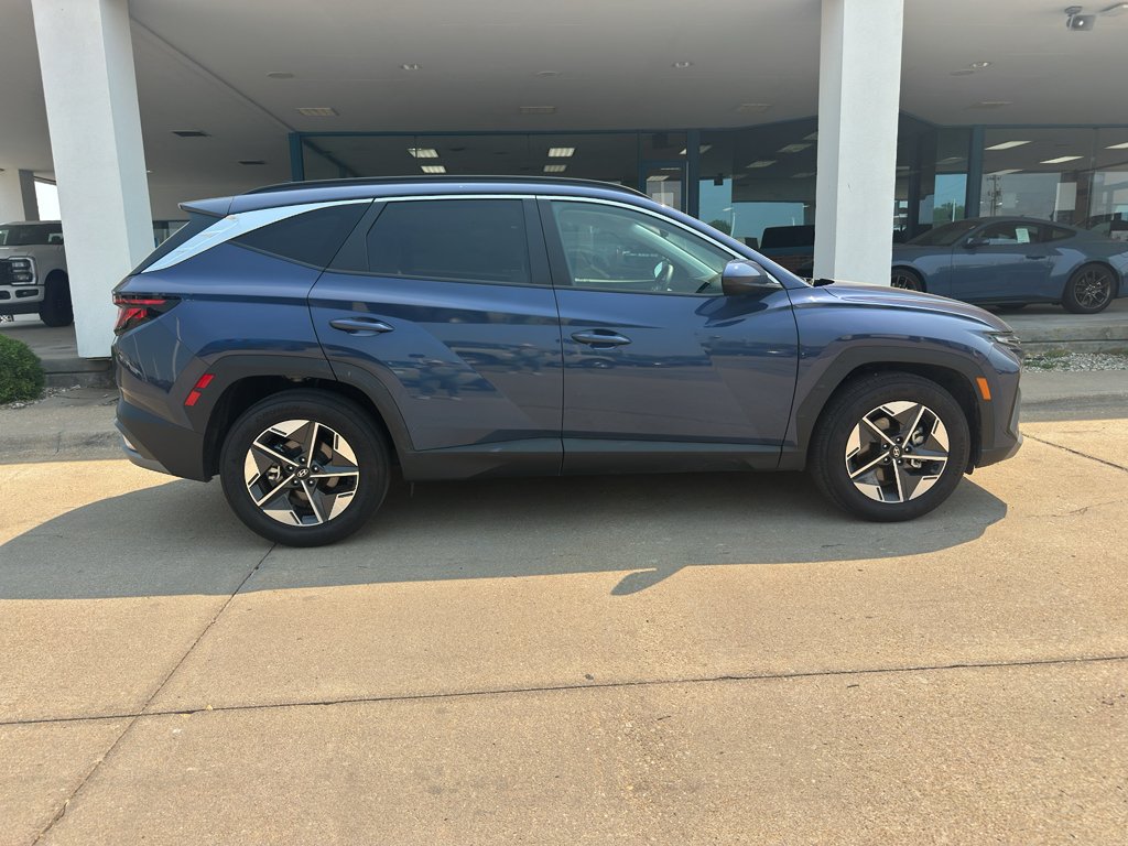 Used 2025 Atlantis Blue Hyundai SEL image 7