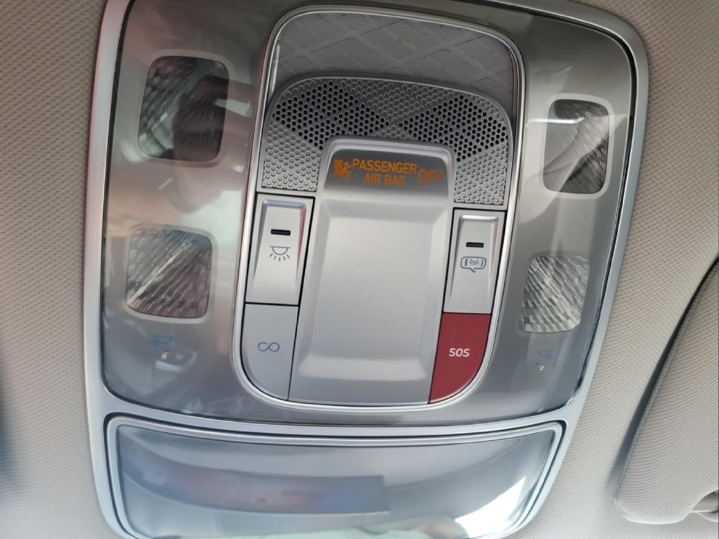 New 2027 White Genesis 2.5T image 23