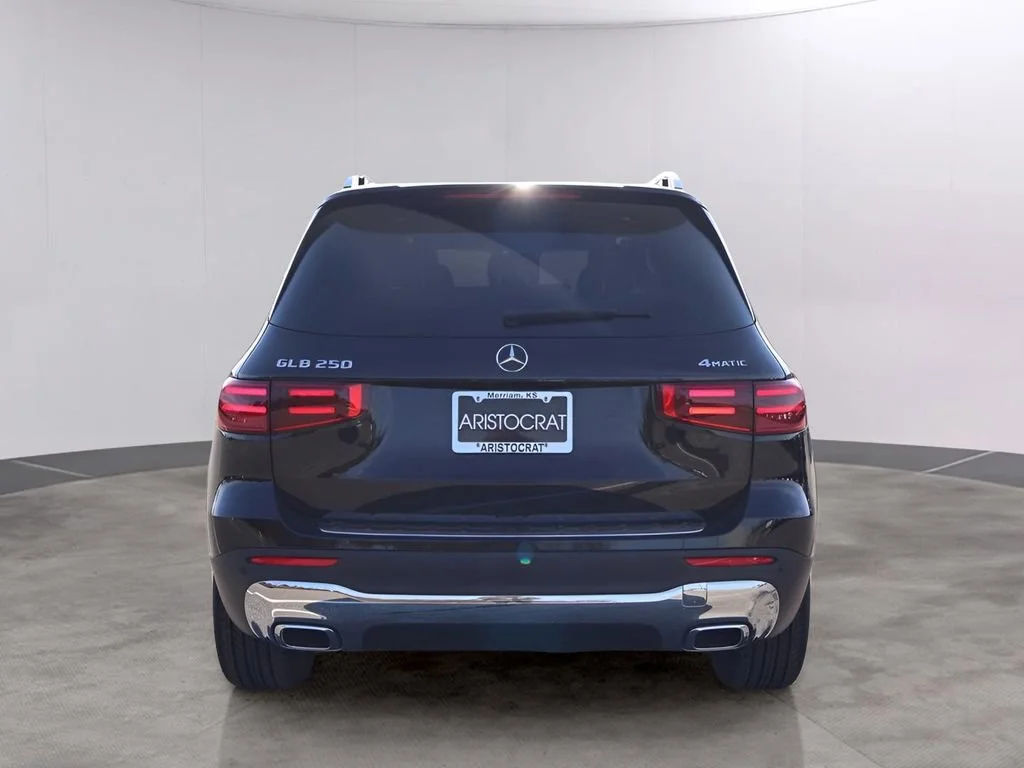 New 2026 Cosmos Black Metallic Mercedes-Benz GLB 250 image 59