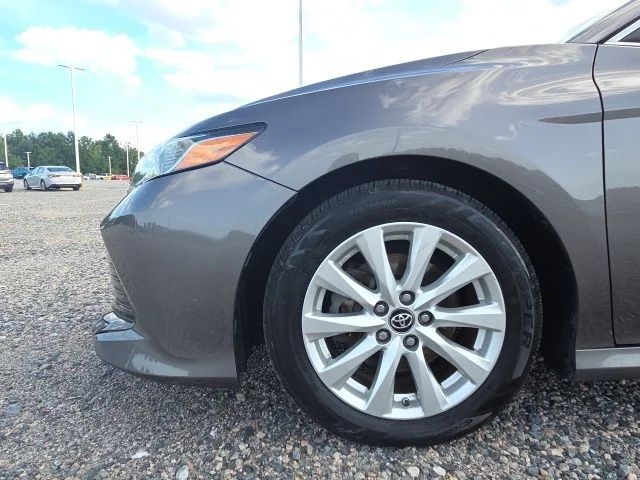 Used 2019 Gray Toyota LE image 14