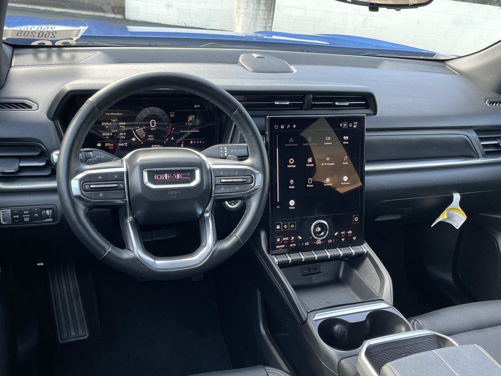Used 2025 Rapids Metallic GMC Elevation image 9