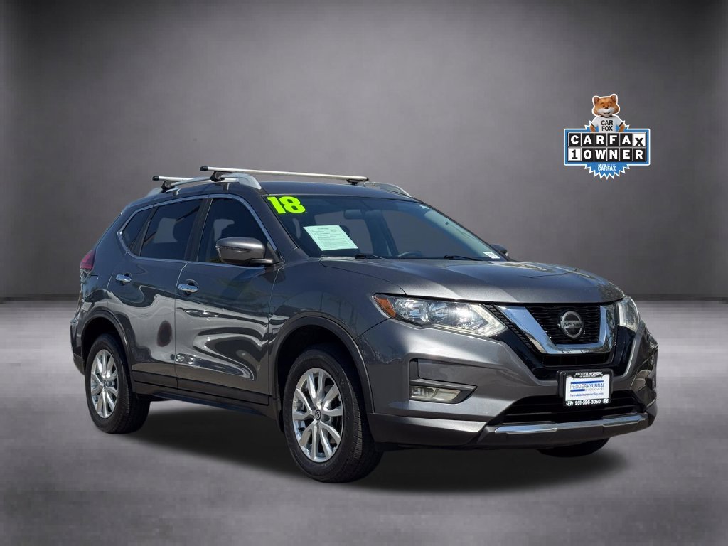 Used 2018 Nissan Rogue SV with VIN 5N1AT2MVXJC776709 for sale in Moreno Valley, CA
