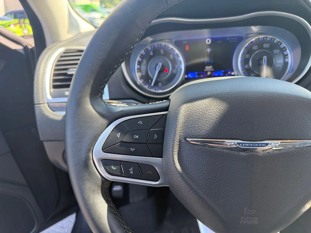 Used 2022 Gray Chrysler Touring image 32