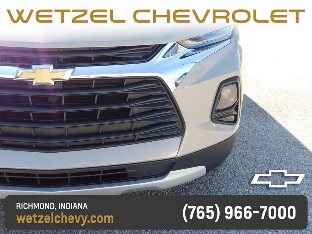 Used 2021 Gray Chevrolet LT image 9