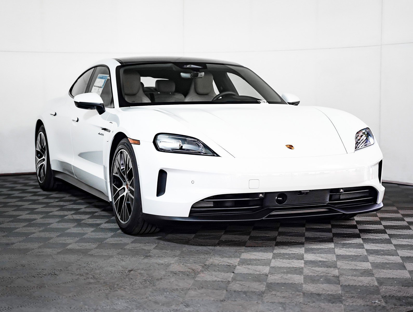 New 2026 White Porsche  image 8