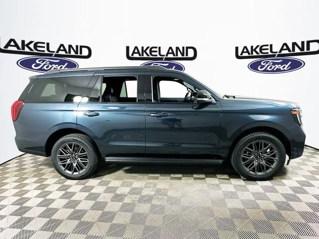 New 2026 Ford Expedition Platinum