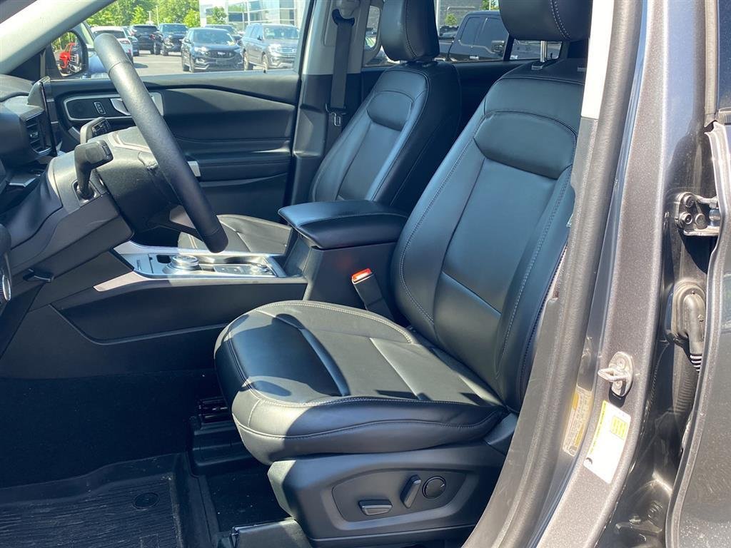 Used 2023 Carbonized Gray Ford XLT image 2