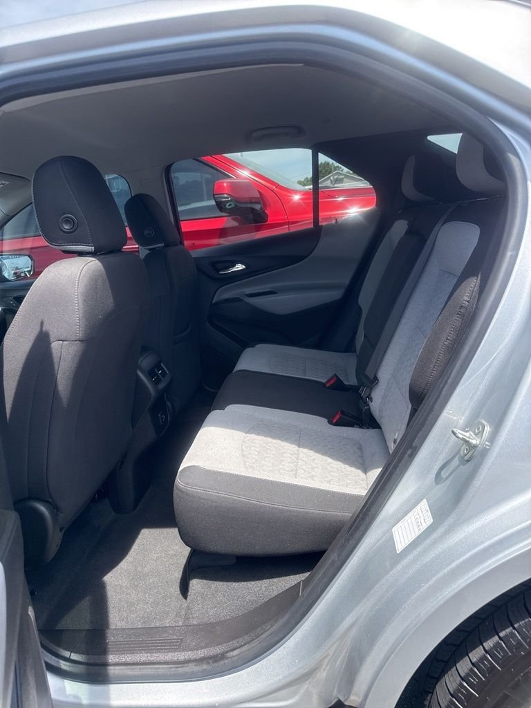 Used 2022 Silver Chevrolet LT image 4