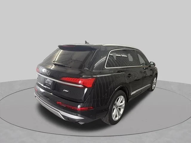 Used 2025 Mythos Black Metallic Audi 55 Premium Plus image 5