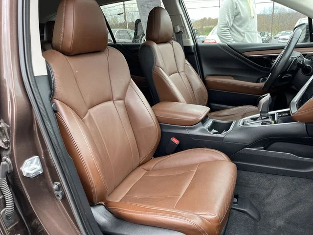 Used 2022 Brown Subaru Touring XT image 28