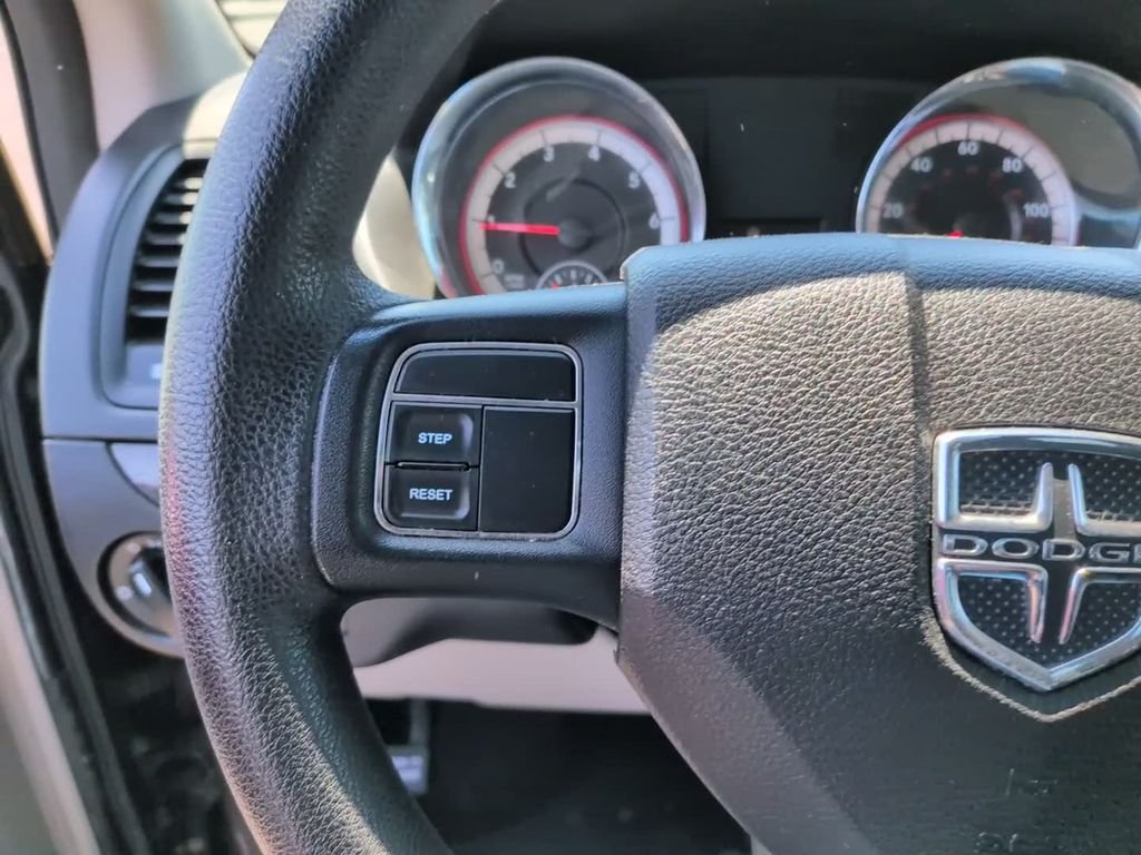 Used 2014 Gray Dodge SXT image 20